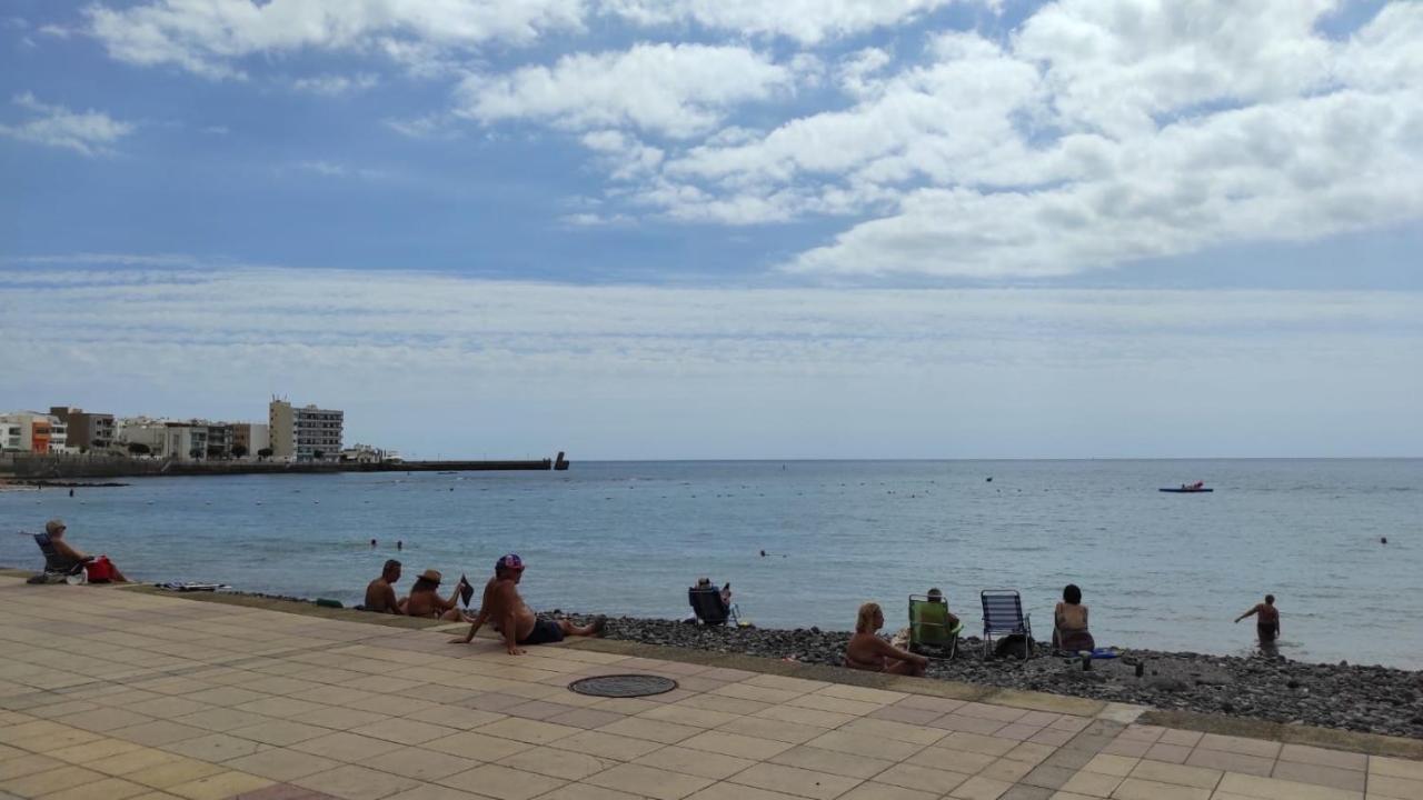 Apartamento La Avenida De Arinaga Apartment Ngoại thất bức ảnh